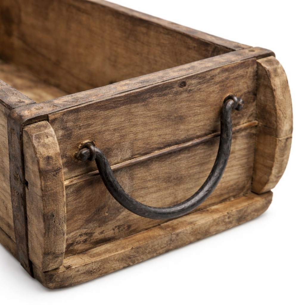 Deko-Ziegelform-aus-recyceltem-Holz-mit-Metallgriff-natur-deko-ziegel-form-recyceltes-holz-rustikal-pflanzkasten-vintage-organizer-holzkiste-deko-box-ziegelkasten-shabby-chic-landhaus-ind.jpg