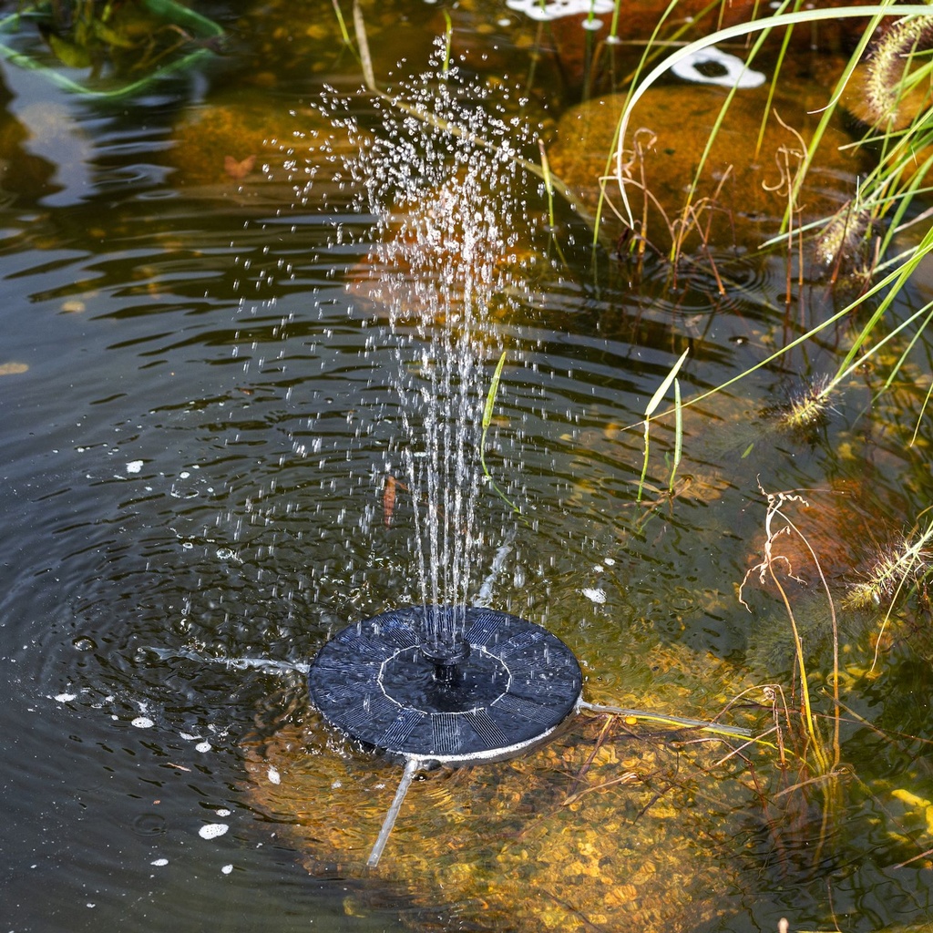 [17287] Solar Springbrunnen Ø 16 cm mit 7 verschiedene Düsen